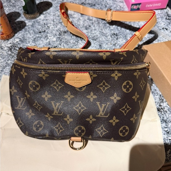 Crossbody Fashion Bag - Picture 2 of 3